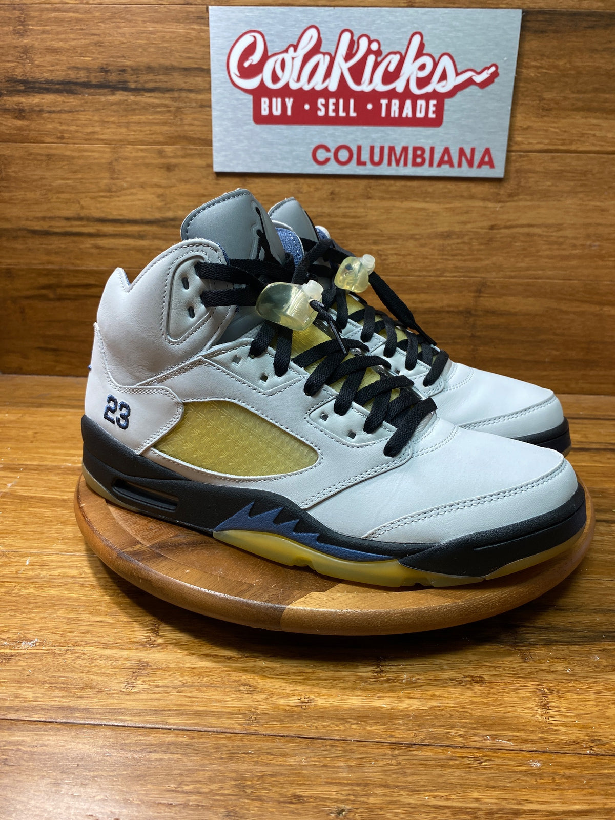 Jordan 5 Retro A Ma Maniére Dawn (Women's)