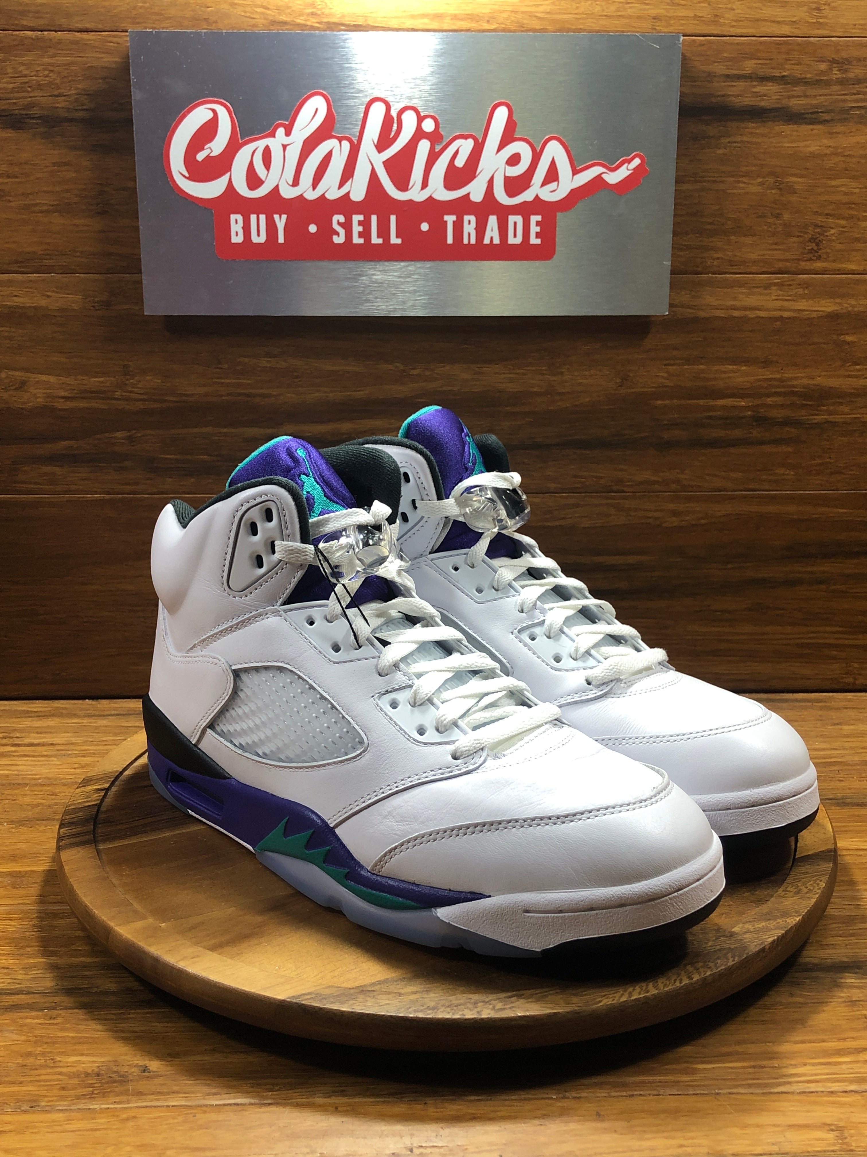 Jordan 5 Retro Grape (2025)