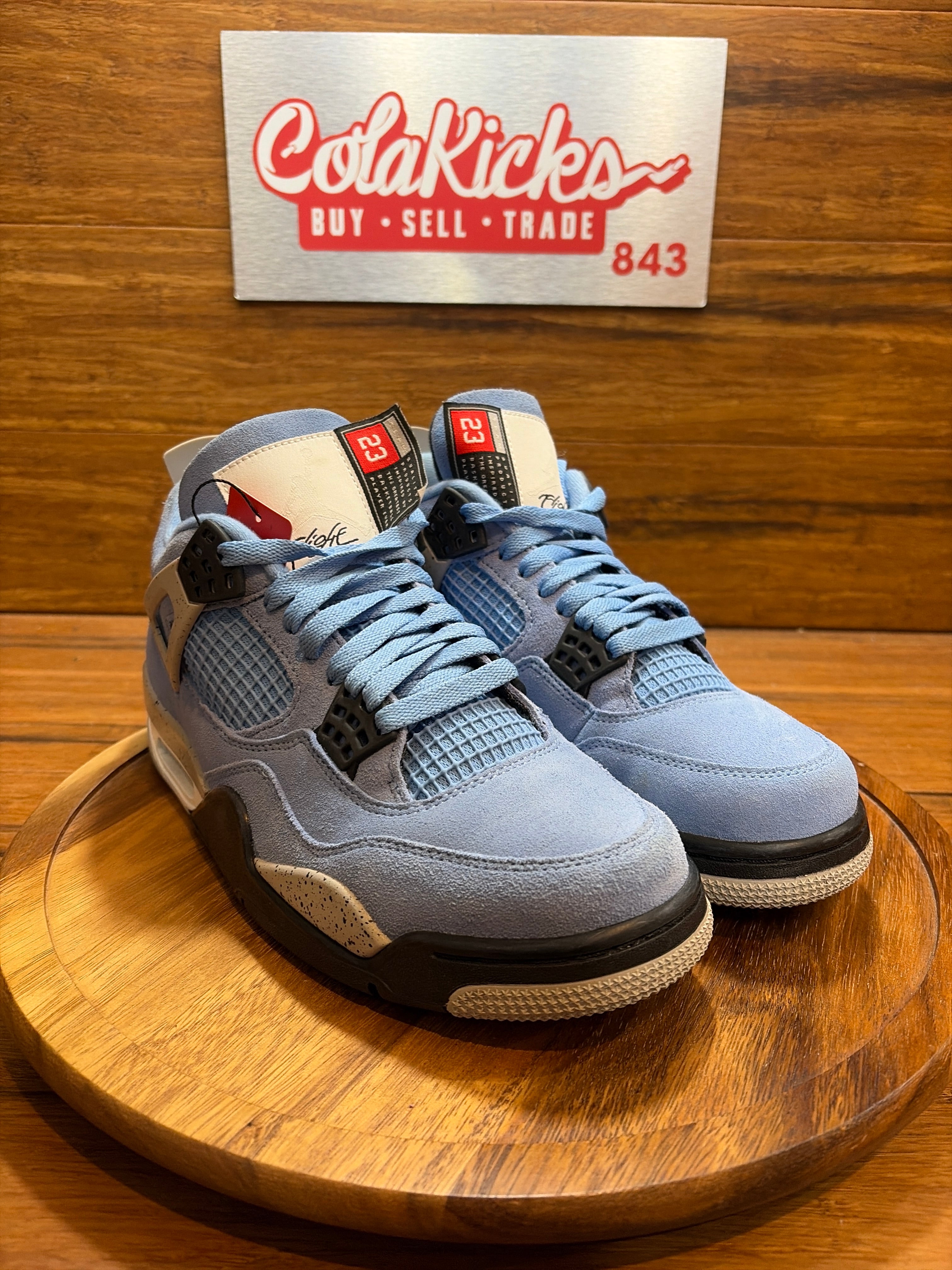 Jordan 4 Retro University Blue