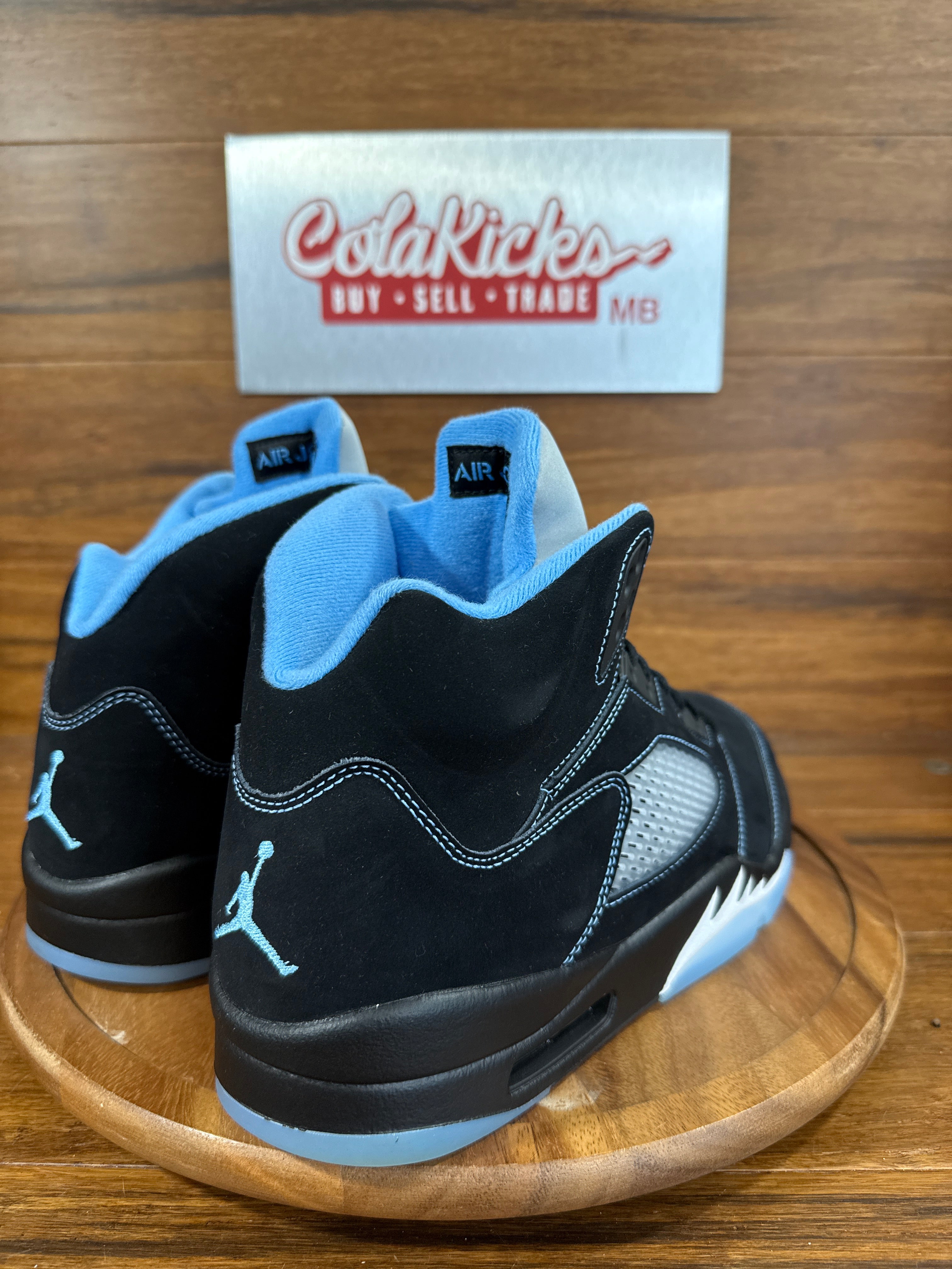 Jordan 5 Retro Black University Blue (2026)