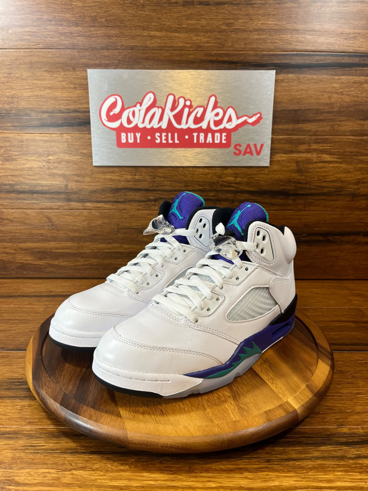 Jordan 5 Retro Grape (2025)