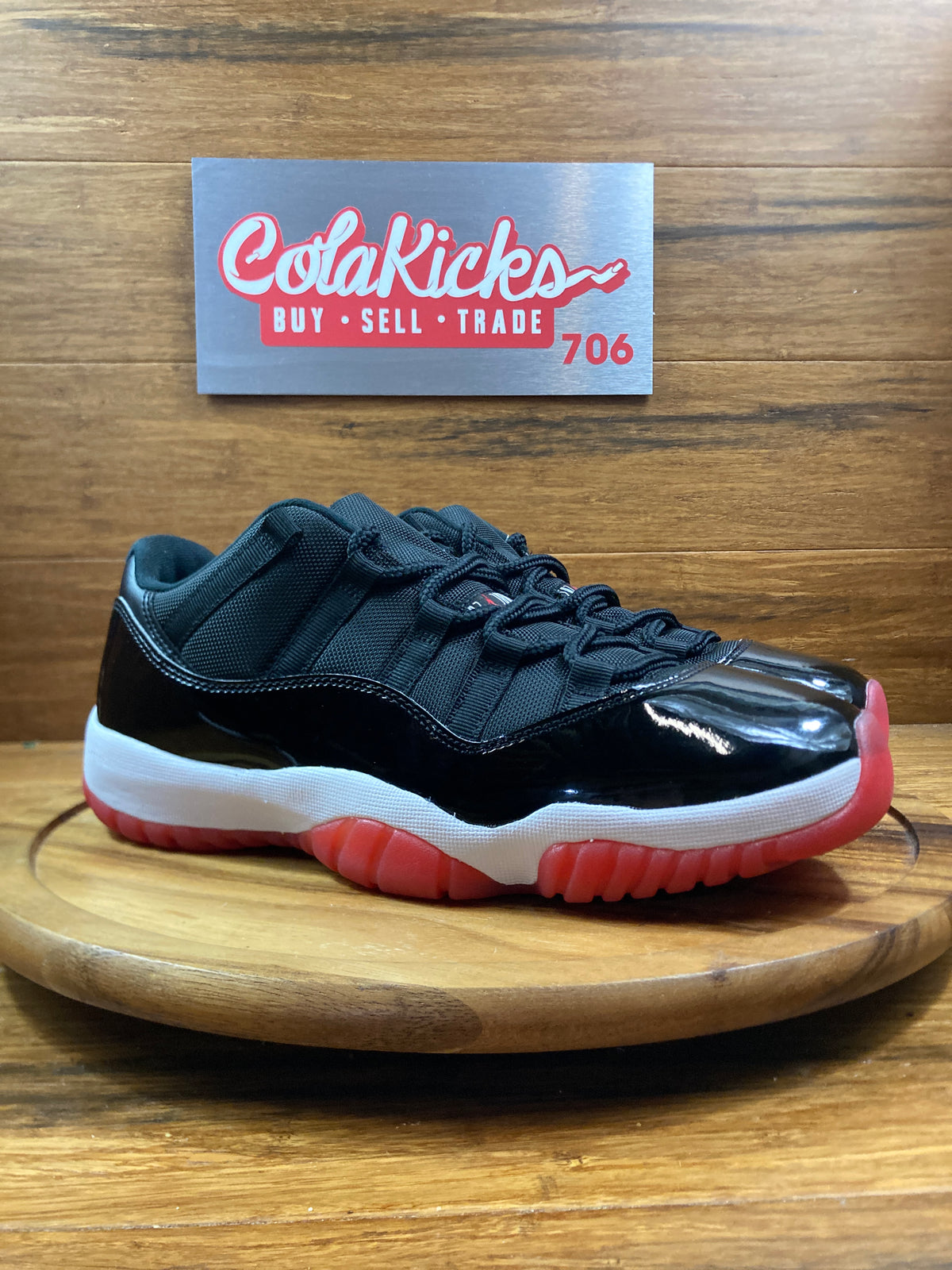 Jordan 11 Retro Low Bred (2025)